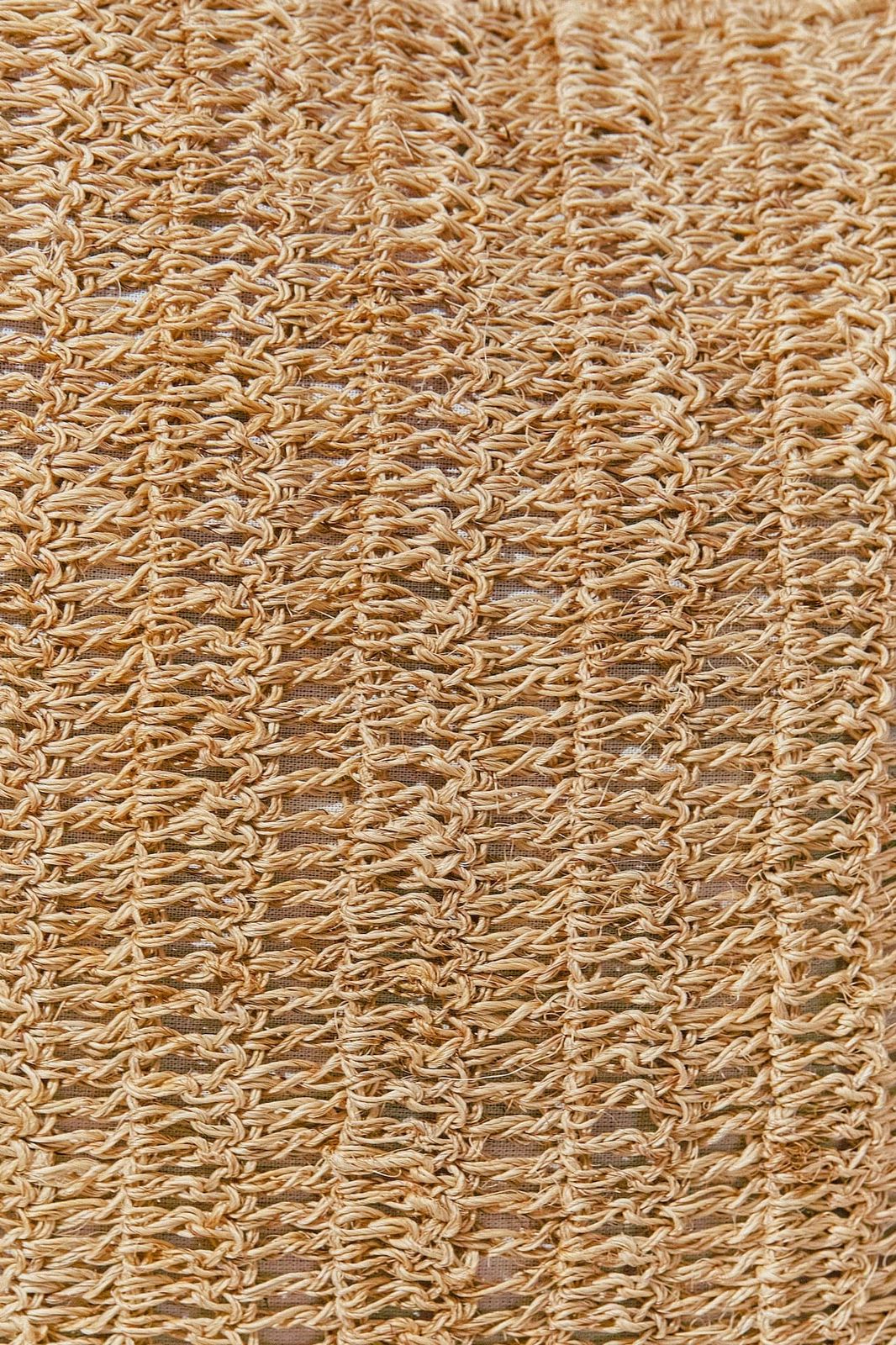 Kida Woven Pillow