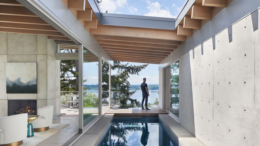 CASA DE SEATTLE CON TRES ESTILOS DE PISCINA